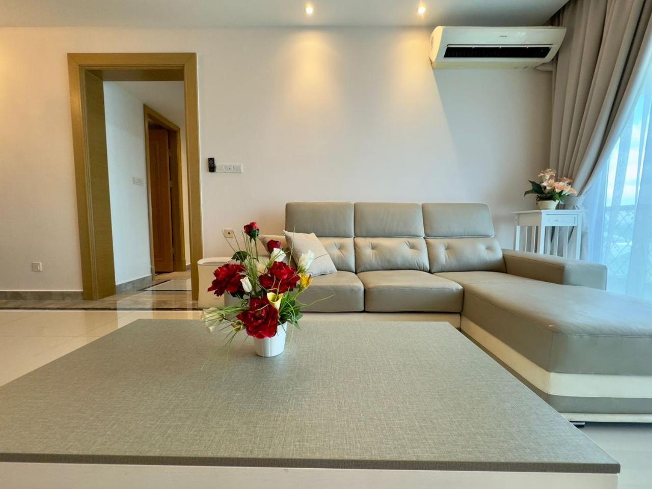 Jb City Ciq-R&F Shopping Mall Apartment Johor Bahru Eksteriør bilde